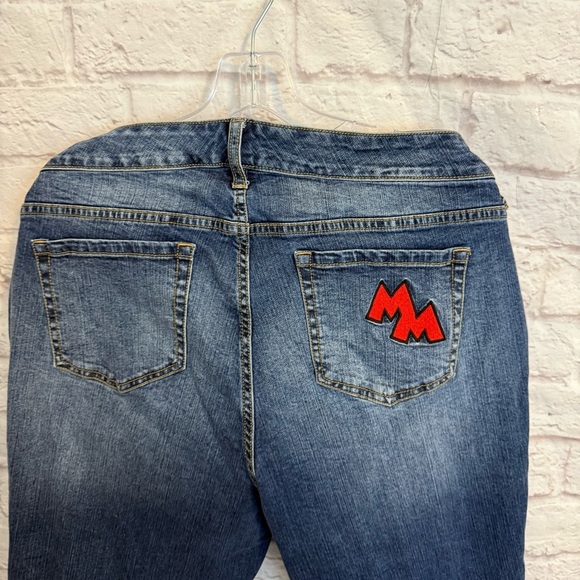 Disney Mickey & Friends torrid collab cropped boyfriend jeans patchwork 18 - Picture 9 of 11